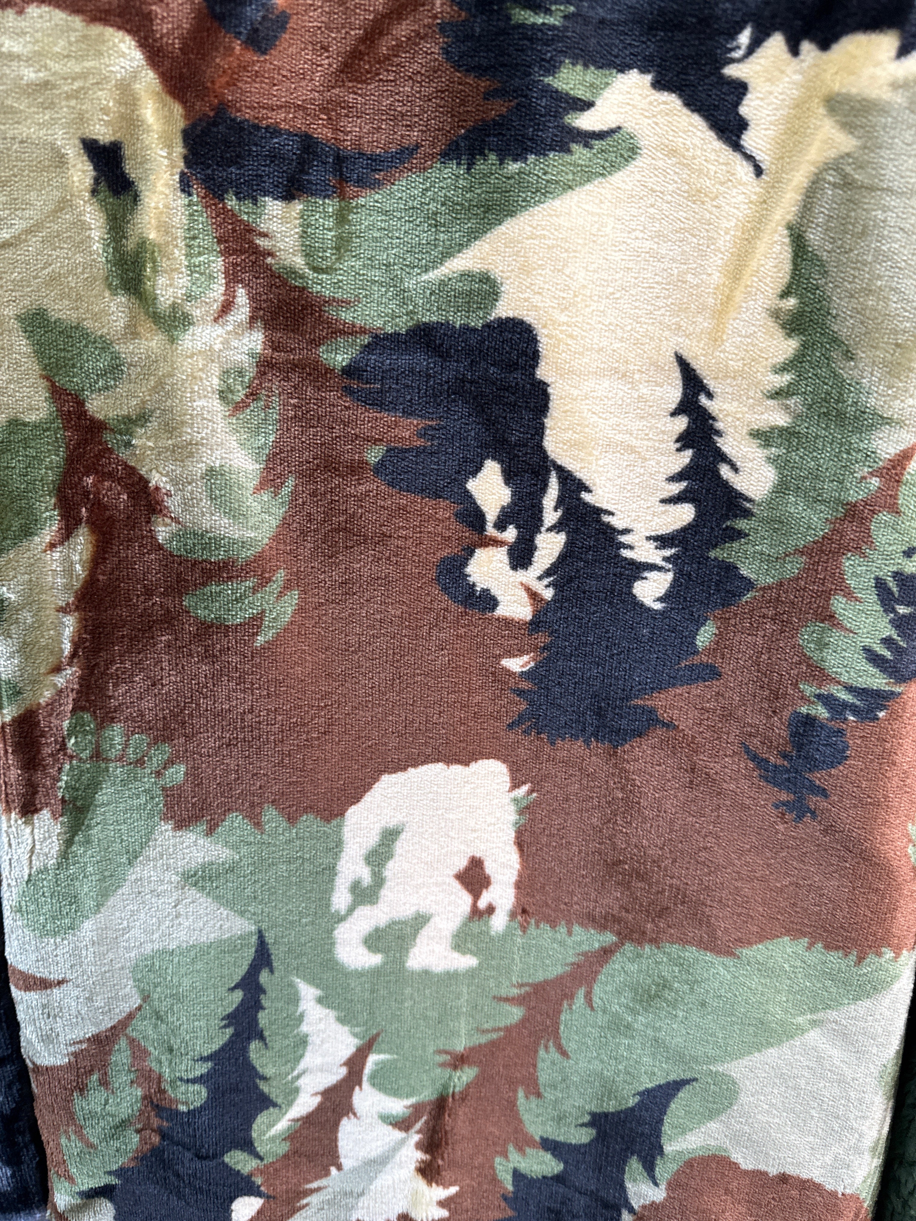 Big Foot Throw Blanket